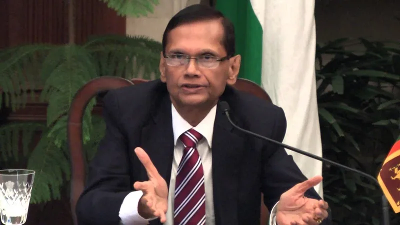 වර්තමාන ආණ්ඩුවේ ආයු කාලය කෙටියි