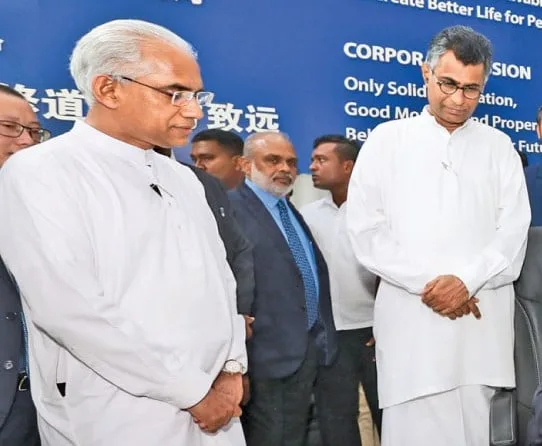 සජිත්ගේ සන්ධානය එජාපයට මළ දානයක්-එකම විකල්පය අලියා