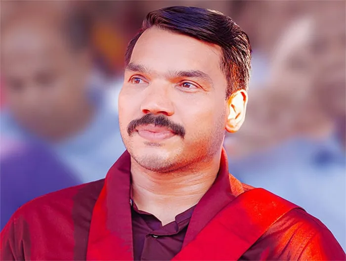 දැන් රටෙන් බාගයක් බඩගින්නේ ඉන්නවා කියලා වාර්තාවක් තියෙනවා. හැබැයි 75%ක් ජනාධිපතිටත් කැමතියිලු. කොහෙන්ද මේවට හිනාවෙන්නෙ..?