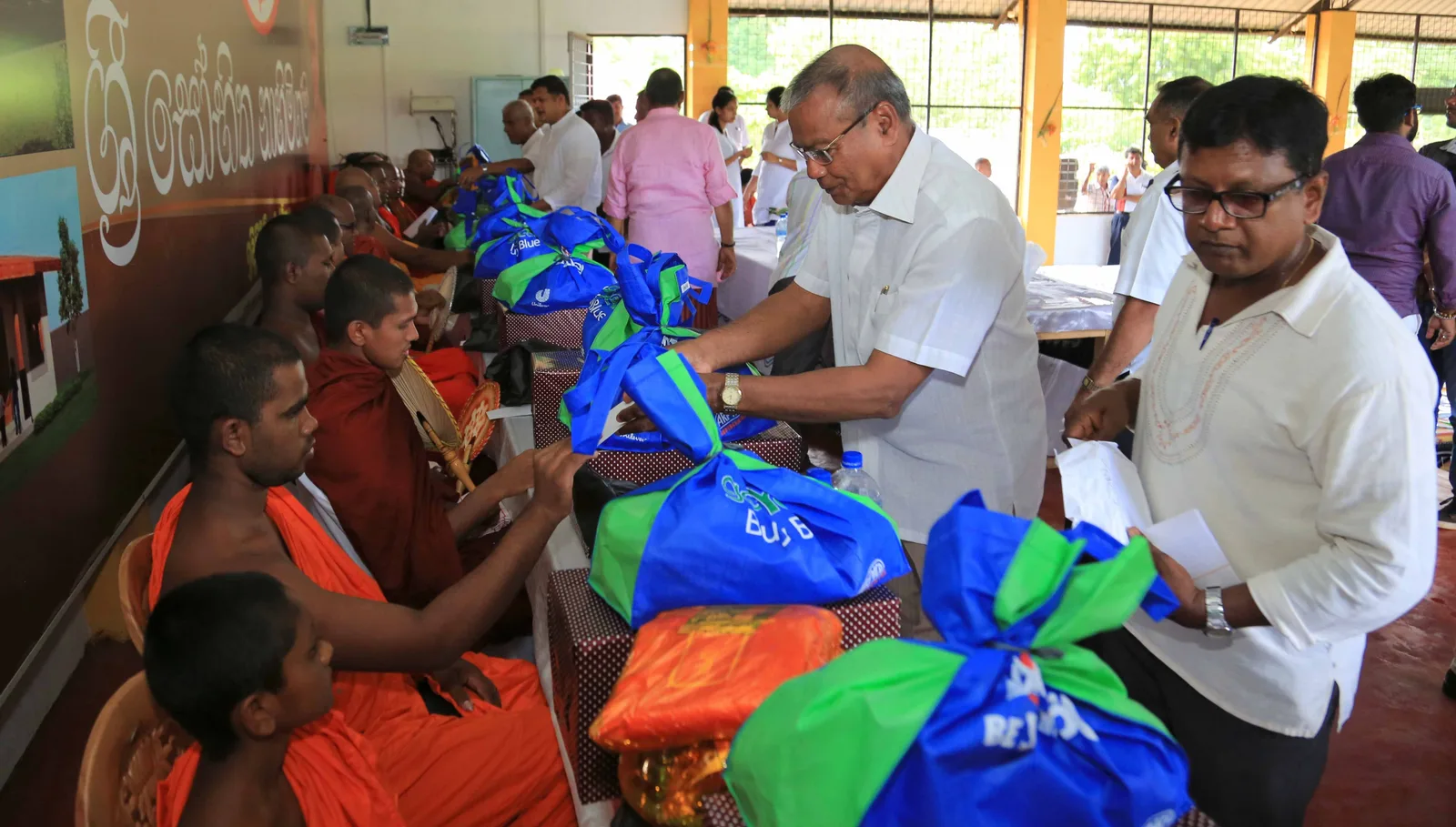 රටට හැමදාමත් ආදර්ශම දෙන කතානායක සිය උපන් දිනයේදී දුන් ආදර්ශය මෙන්න..!