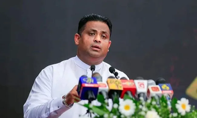 ආණ්ඩුව ඇතුළේ භයානක කුමන්ත්‍රණයක්-අරුන්දික ප්‍රනාන්දු ස්වාධීන වෙයි