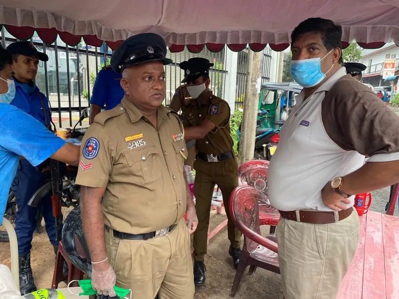 කොළඹ ආරක්ෂක නිලධාරීන්ගේ දුක සැප බැලීමට රවී පියවර ගනී
