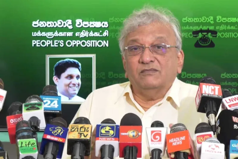 රට වටේ යන්න කලින් ජනපති දුන් පොරොන්දු ඉටු කළ යුතුයි