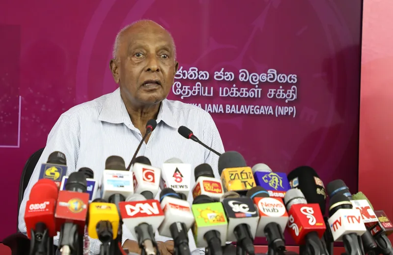 රටේ නීතියක් නැතිනම් ප්රජාතන්ත්රවාදයට ඉඩක් නෑ