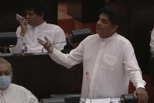 දත්ත මගඩියේ ඇත්ත හෙළිකරනු..!