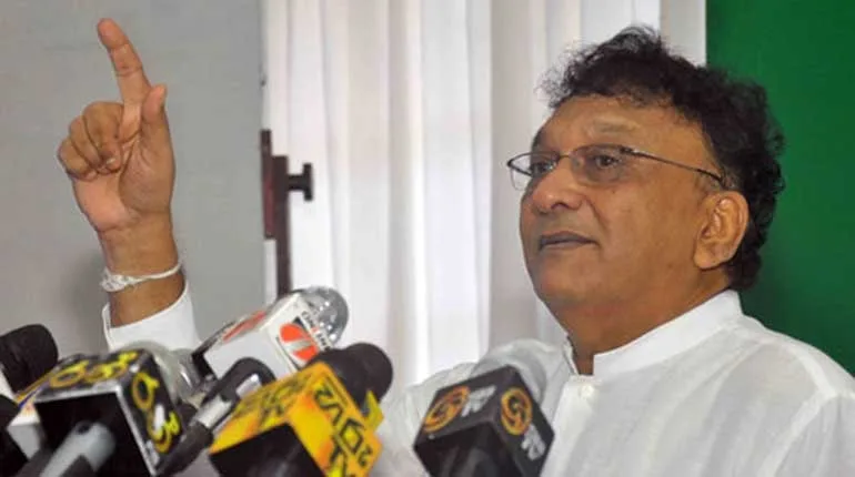 ස්වාධින කොමිෂන් සභා නැවතත් ඇති කරනු