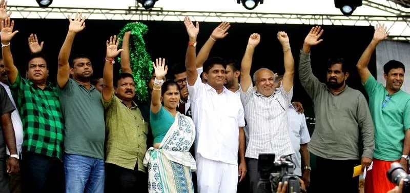 උතුම් රාජ්ය සේවය සුරකිනවා