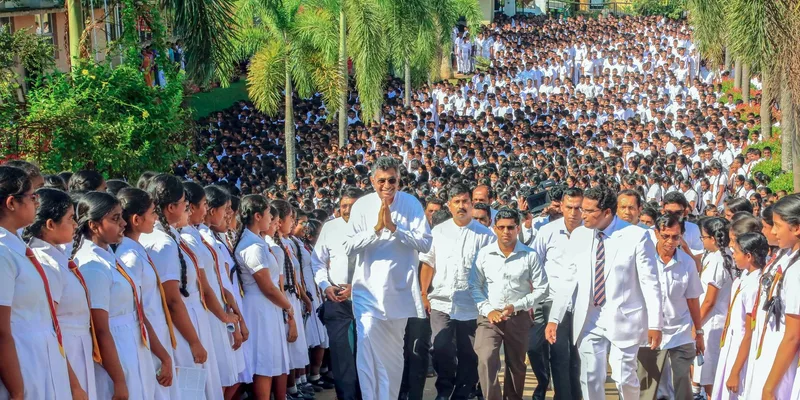 43 වැනි සේනාංකයේ මෙහෙයුම ඇරඹේ..!