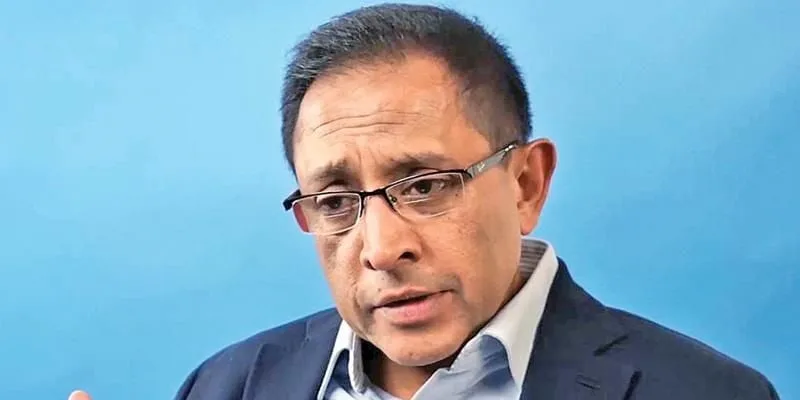 සිංහල බෞද්ධ නායකයින්ට කෙණෙහිලි කරන එජාප සභාපතිට එරෙහිව මහා සඝ රුවන පෙළ ගැසෙති..!