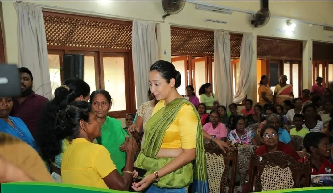 ශාන්තිනී කෝන්ගහගේට කැපිල්ලක්..!