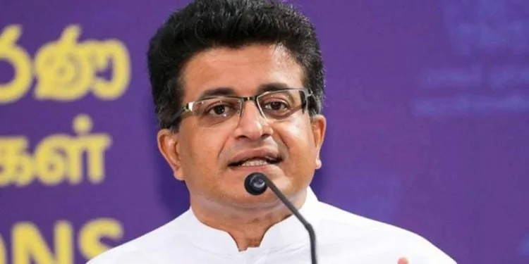 අමාත්ය විජිත හේරත්ට විදේශ ආධාර ලබා ගන්න හැකියාවක් නැහැ - උදය ගම්මන්පිල