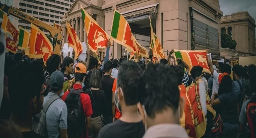 ජනපතිට-ආණ්ඩුවට දේශපාලන සුජාත භාවයක් නැහැ