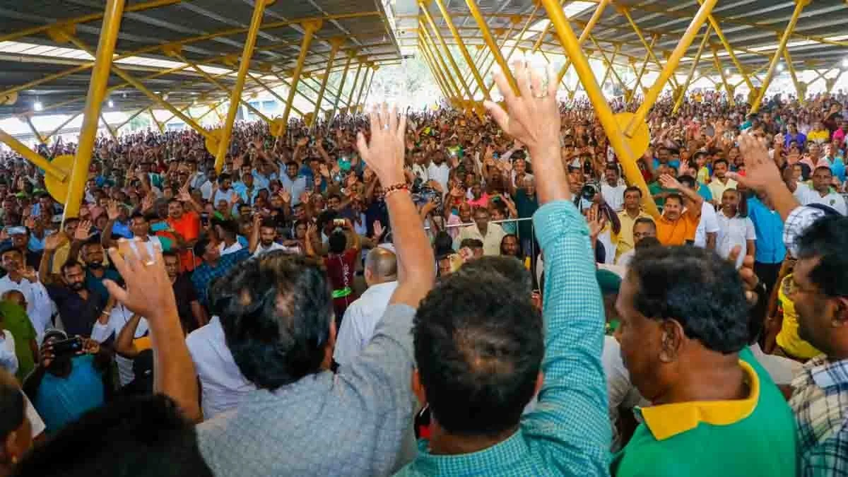 වැල්ලවායට වැල නොකැඩී සෙනග හතර අතින්ම එයි