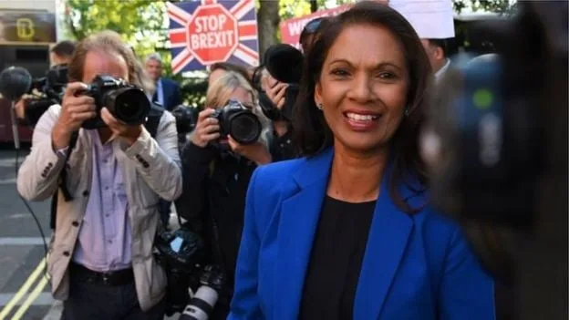 මහා බ්රිතාන්ය කෙළසන අගමැති බොරිස් ජොන්සන්ගේ පැටිකිරිය මෙන්න..!