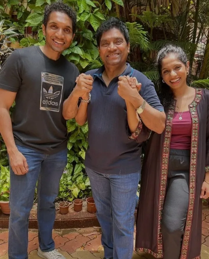 අපේ මුවගට සිනහ ගෙනෙමින් ජොනී පසුකල අඳුරු පරිච්ඡේදය