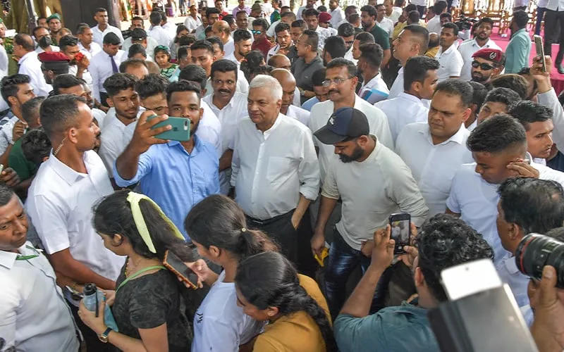 රජය සමග එක්ව රට ජයග්‍රහණය කරවීමේ වගකීම තරුණ තරුණියන්ට පැවරෙනවා