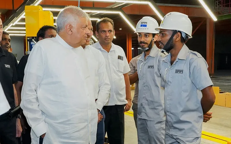 දකුණු ආසියාවේ දැවැන්තම වාහන එකලස් කිරීමේ කර්මාන්තශාලාව කුලියාපිටියේ දී විවෘත කෙරේ