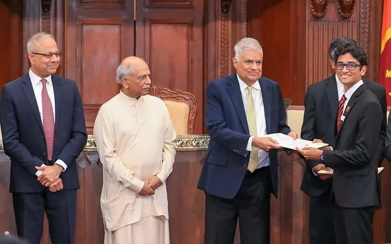 ජනපති උසස් පෙළ විශිෂ්ටයන් අගයයි