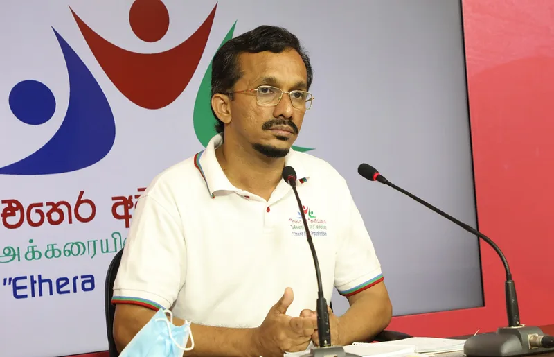 විදෙස් ශ්රමිකයින්ට මිනිස් බෝම්බ කියපු ආණ්ඩුවක්..!