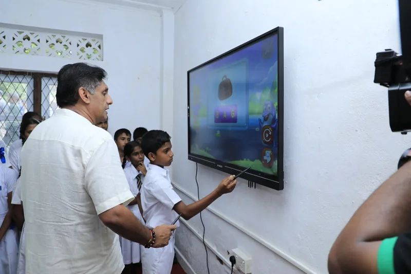 එන්ට්රස්ට් ආයතනය කොල්ල කෑ කෝටි 56 සජබ රජයක් යටතේ යළි ජනතාවට