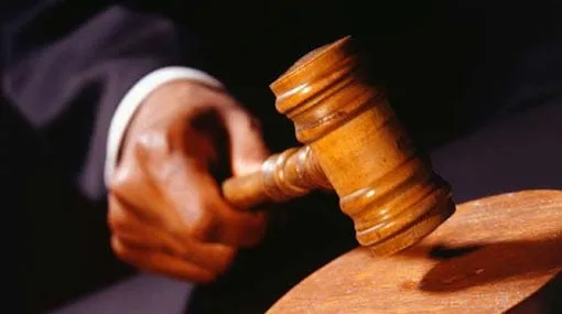 PHI ට කෙළ ගැසු පුද්ගලයා බන්ධනාගාරයට