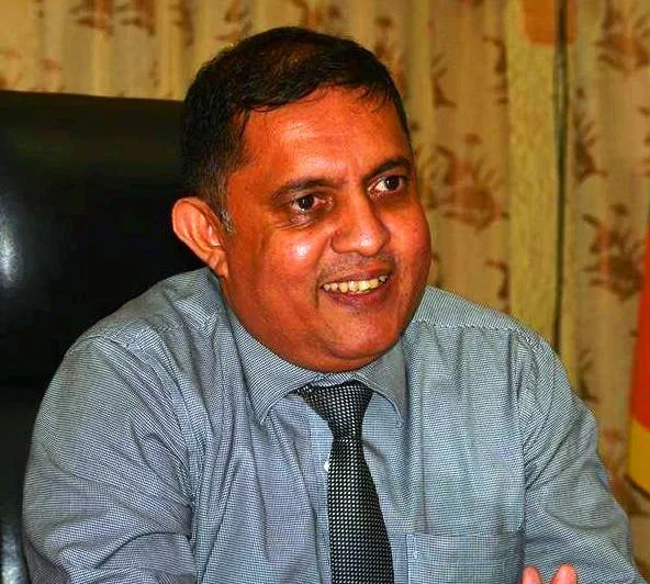 ජනතාවට ගැටෙන්න දෙන්න