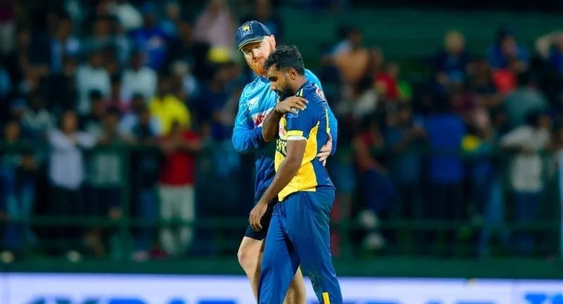 එශාන් මාලිංගලාට ජාතික කණ්ඩායමේ ක්රිකට් අකැපයිද..?