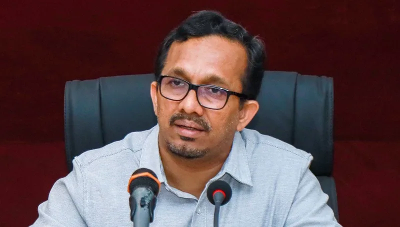 හදුන්නෙත්ති පොහොසත් කම මනින මිම්ම අසයි