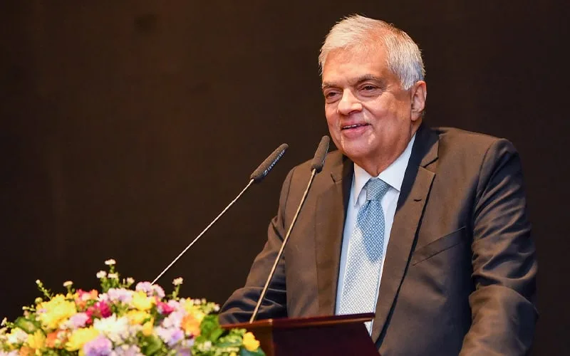 බංකොලොත් භාවයෙන් රට මුදා ගැනීම සඳහා එක්වන්නැයි ජනපති සියලු දෙනාගෙන් ඉල්ලයි