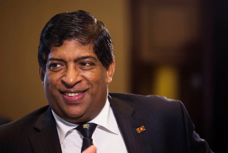 එජාප මහ ගෙදරට යළි එන්නැයි රවීගෙන් සජබයට ආරාධනයක්