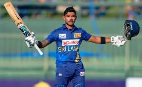අගනා ශතකයක් වාර්තා කිරීමට පැතුම් සමත් විය