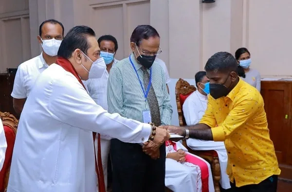 පාස්කු ප්රහාරයෙන් පීඩාවට පත් ජනතාවගේ යුතුකම් ඉටු කරනවා