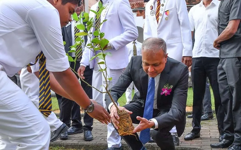 දේශගුණ ගැන නොසිතා තිරසර ආර්ථික සංවර්ධනයකට යා නොහැකියි