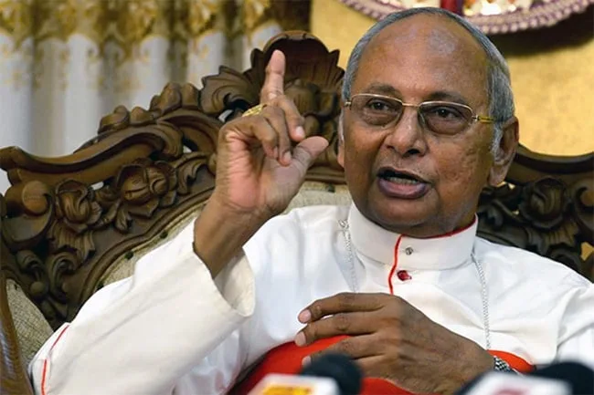 ජප මාලය උච්ඡාරණය කරමින් අපේ රට වෙනුවෙන් යාඤා කරමු