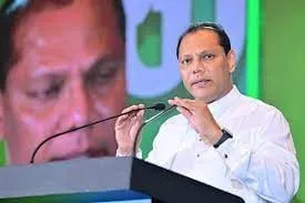 රුපියල් 17000ක් බැගින් අපි සියලුදෙනාම දැන් ණයකාරයෝ