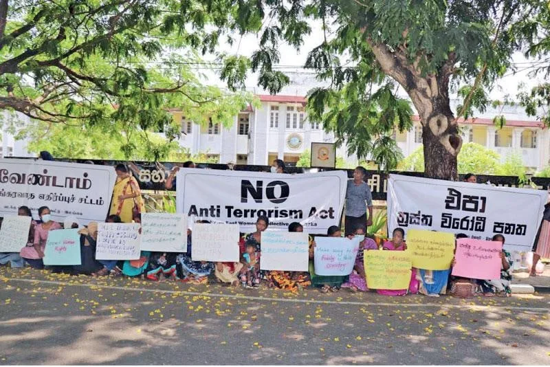 නීත්යනුකූලභාවයකින් තොරව රජය ගෙන එන නව නීති සඳහා වැඩි එකඟතාවක් අවශ්ය වේ