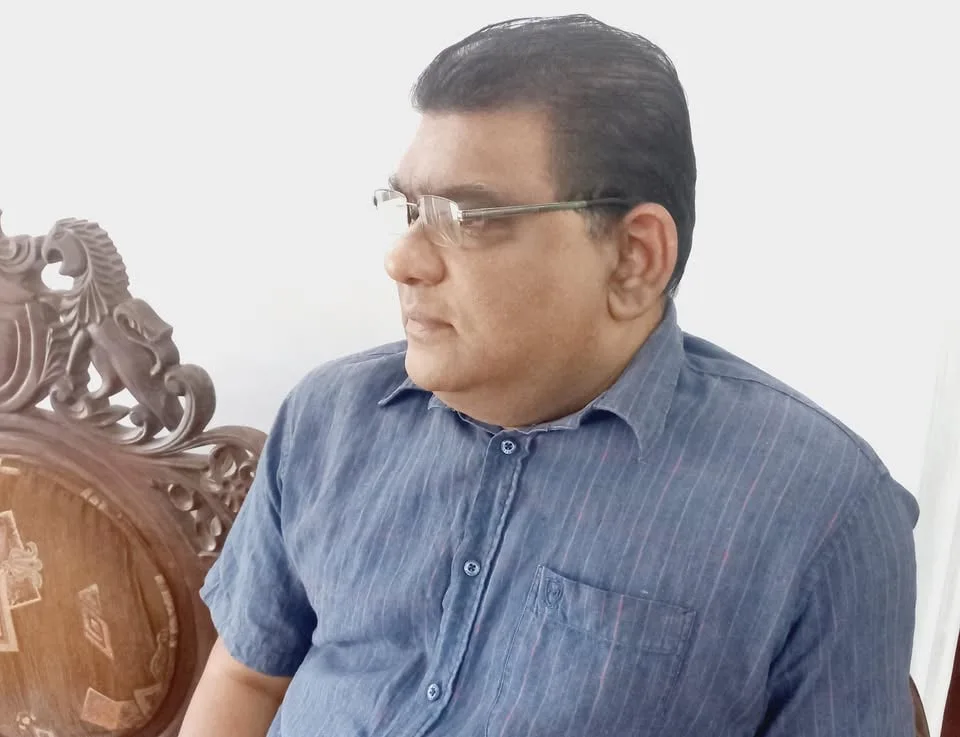 රවීගෙන් තවත් බෝම්බයක්