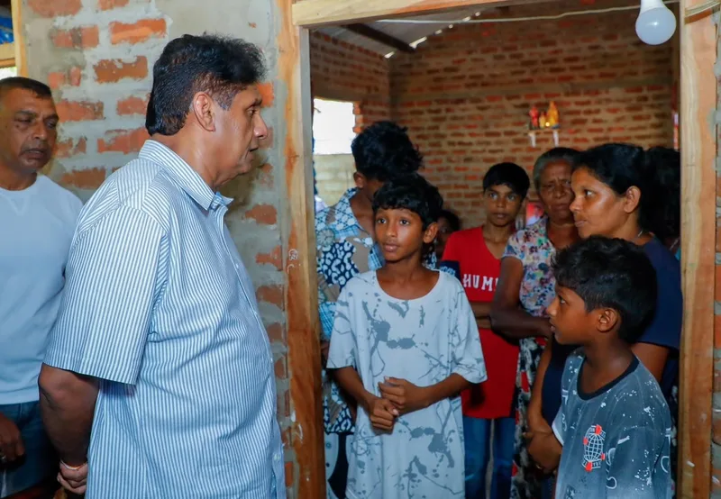 මුහුදු ගොස් අතුරුදහන් වූ ධීවරයින් පිළිබඳව සොයා බැලීමට සජිත් හලාවතට