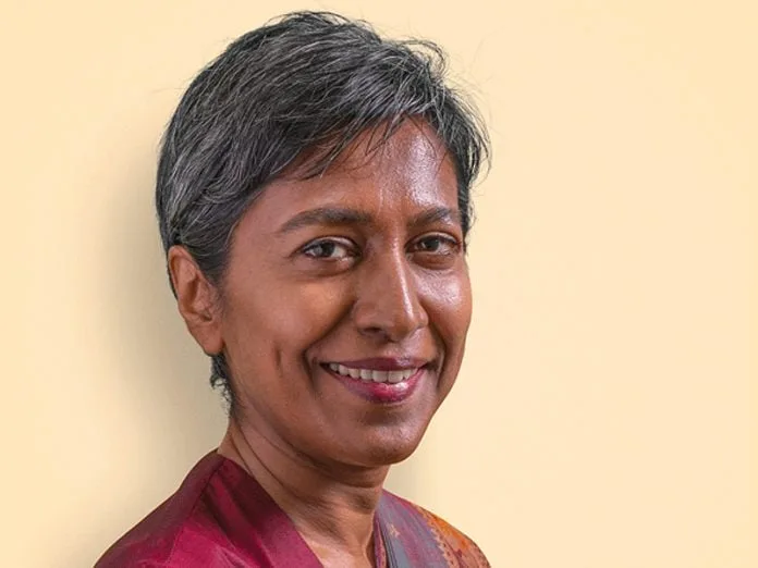 තවත් අවුරුදු දෙක තුනකින් මෙහා රටේ ආර්ථික දියුණුවක් නැහැ