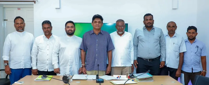 සජිත් ක්ෂුද්‍ර - කුඩා හා මධ්‍ය පරිමාන ව්‍යාපාරිකයන් හමුවෙයි