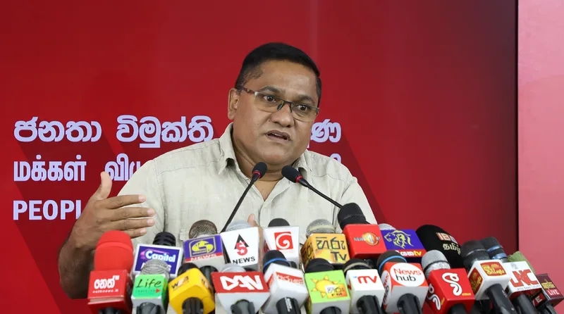 ආණ්ඩුවේ න්යාය ජනතා ප්රශ්න යට ගැසීමයි