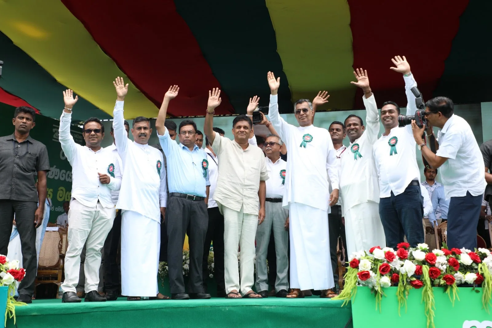රටේ සිටින දුප්පතුන් ප්රමාණයවත් ජනාධිපතිවරයා තවම දන්නේ නැහැ