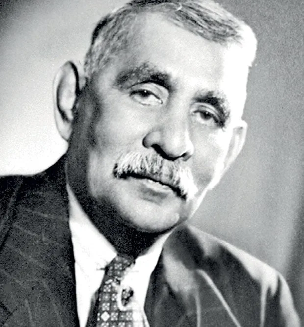නිදහස් සමරුව එක්ක ජාතියේ පියා ඩී.එස් සමරමු..!