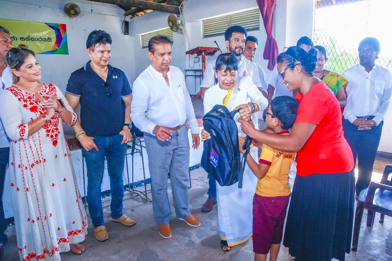 විශේෂ අවශ්යතා සහිත පුද්ගලයින් වෙනුවෙන් විශේෂ අවධානයක් අවශ්යයි