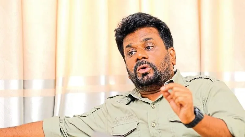 මාලිමාවේ අළු යටින් ගින්දර ඇවිලෙයි