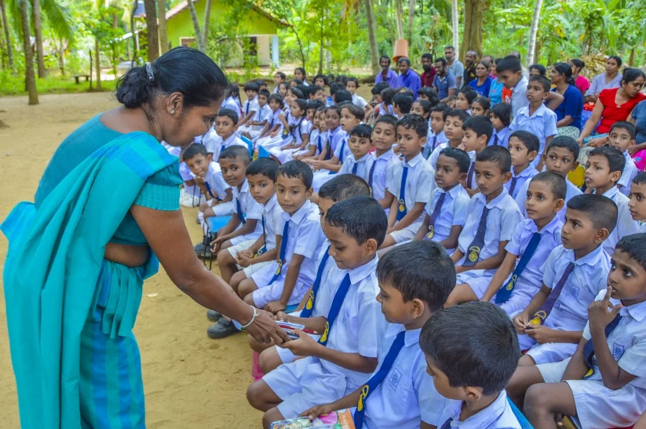 United Youth යනු හඬක් නැති මිනිස්සුන් වෙනුවෙන් හඬක් නගන සංවිධානයක්