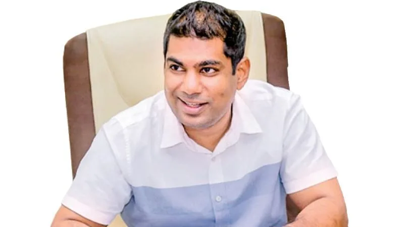 ඉදිරි දින කිහිපයේ තෙල් පෝලිම්වලට යන්න එපා