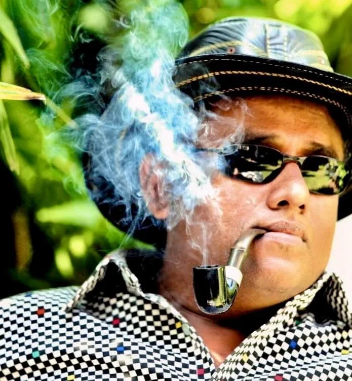 ජනතාවාදය මූලධර්ම විරල දෘෂ්ටිවාදයක් ලෙස - දාර්ශනික මූලයන්, ගෝලීය ප්රකාශන සහ ශ්රී ලංකාවේ අද්යතන තත්ත්වය ඔස්සේ අනාගත පුරෝකථනයක්.