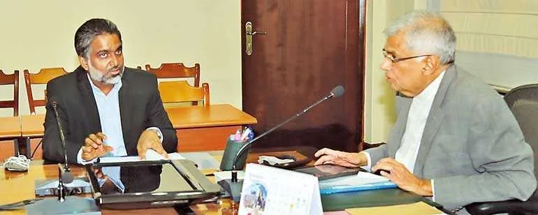 ආශු මාරසිංහ මැරුම් නොකා බේරුණු හැටි මෙන්න