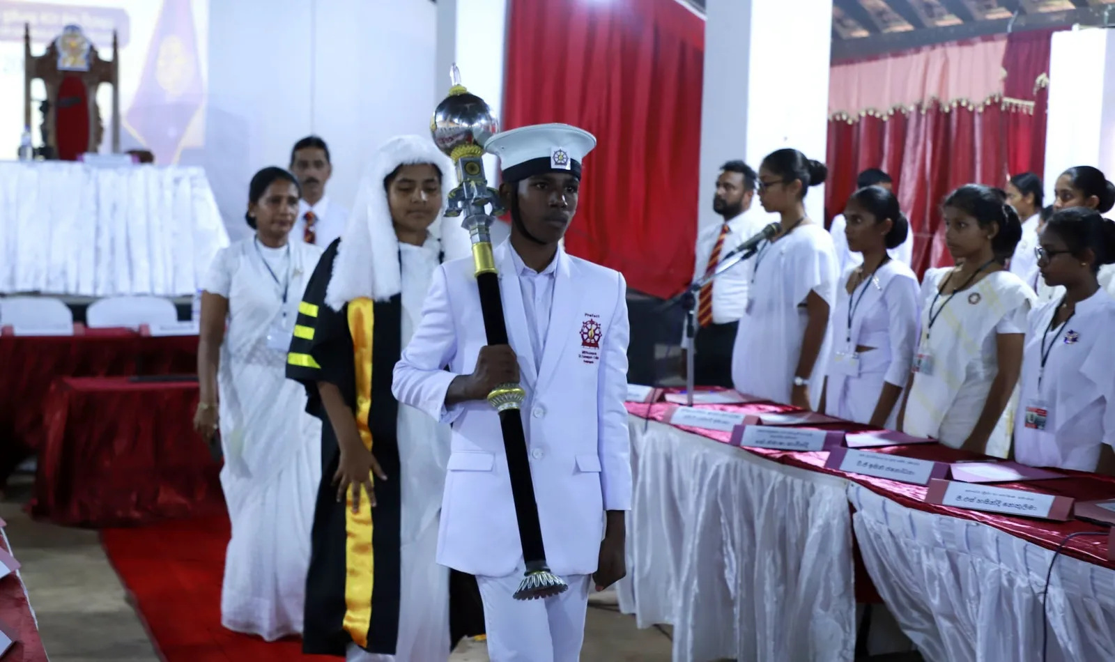 විභාගය පමණක් නොව සමාජ ජීවිතයත් ජය ගත යුතුයි